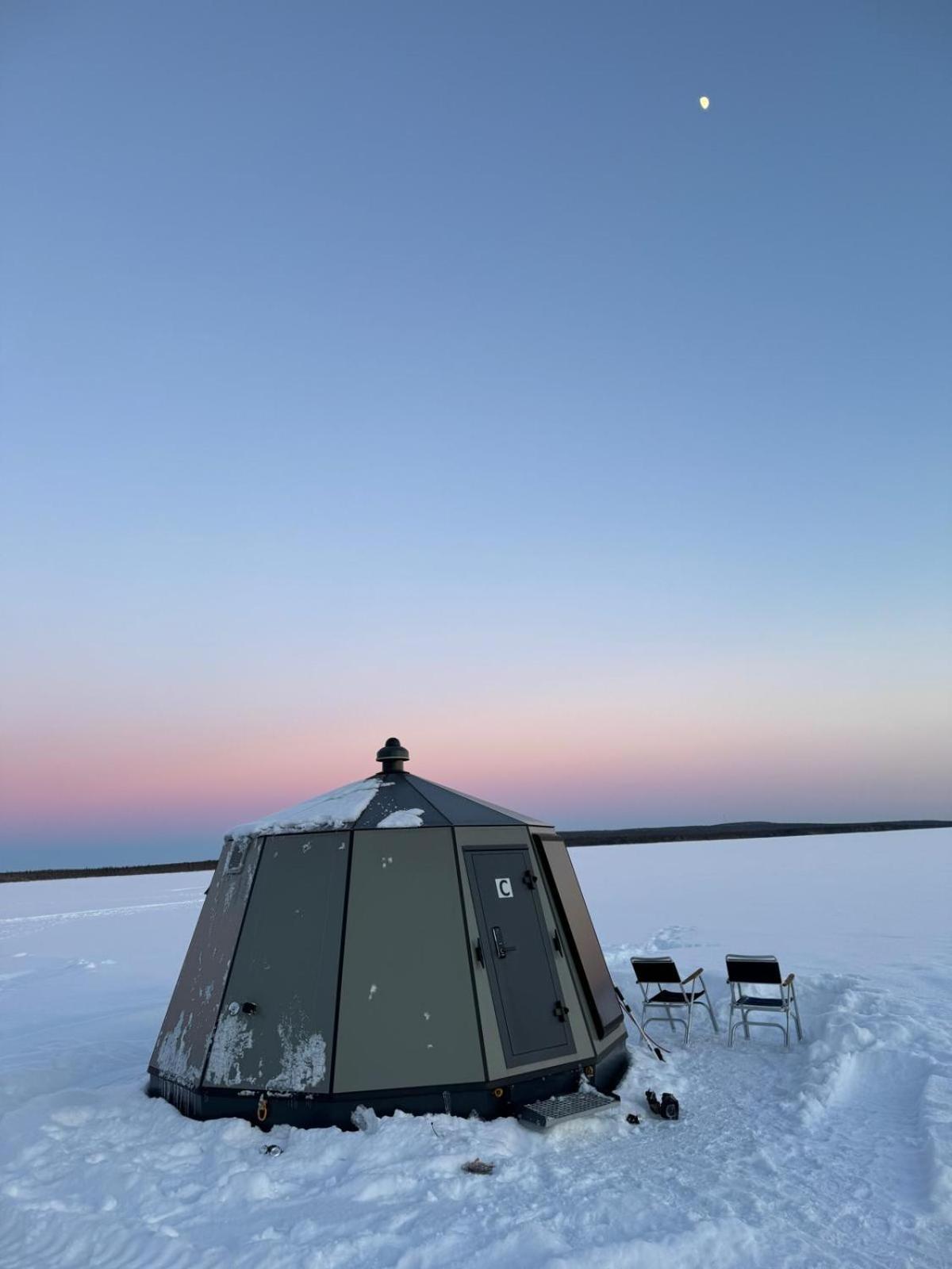 רובניימי Vikajaervi Lake View Experience Igloos מראה חיצוני תמונה